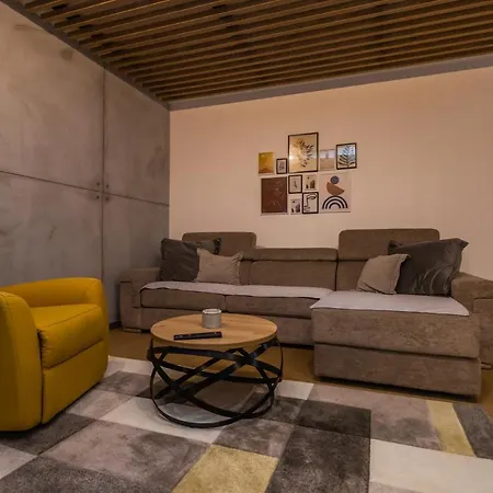 Luxury Number 5 Apartmán