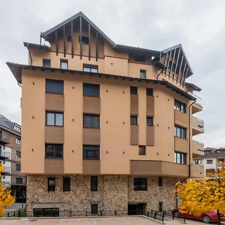 Luxury Number 5 Apartman *